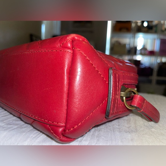 GUCCI CALFSKIN MATELASSE GG MARMONT COSMETIC CASE IN RED EUC - Picture 10 of 15